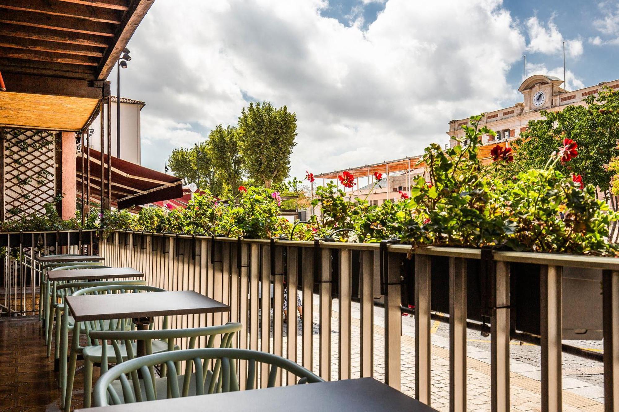 Hostel Pb - Perpignan Gare Εξωτερικό φωτογραφία