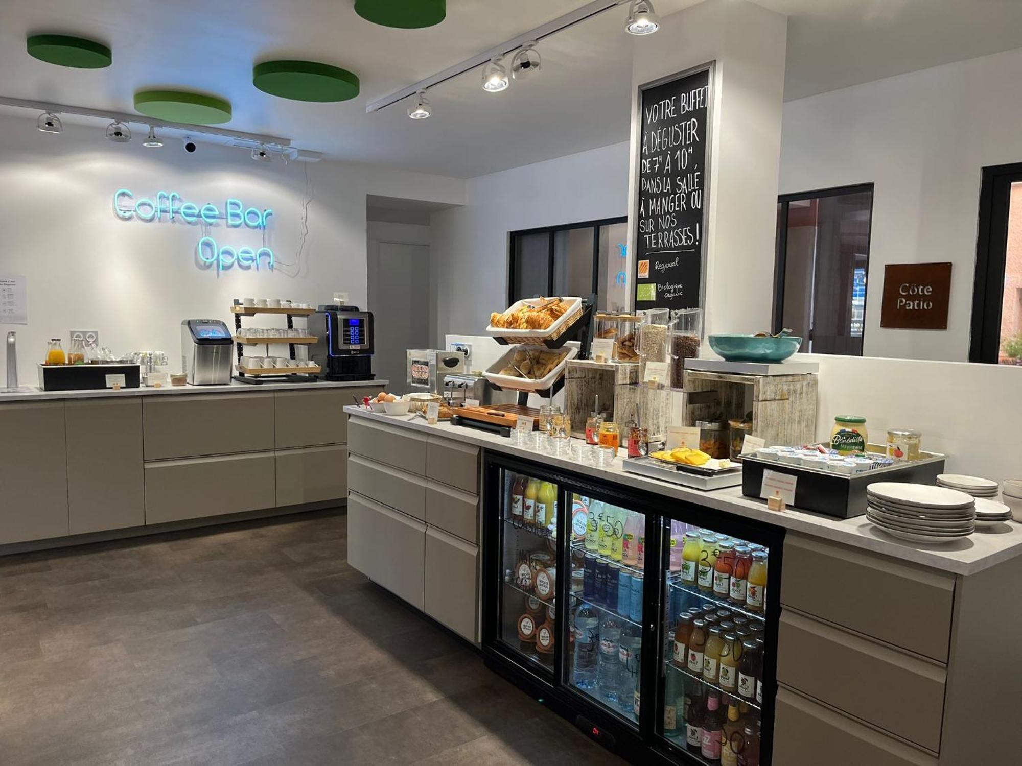 Hostel Pb - Perpignan Gare Εξωτερικό φωτογραφία